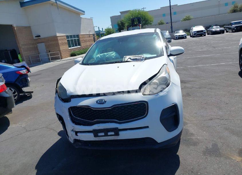 Photo 12 of 2018 Kia Sportage LX (VIN KNDPM3AC6J7387854)