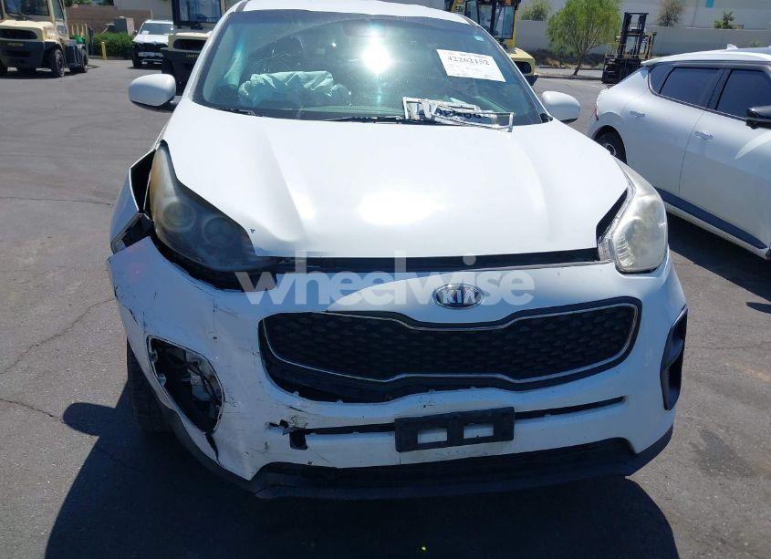Photo 6 of 2018 Kia Sportage LX (VIN KNDPM3AC6J7387854)