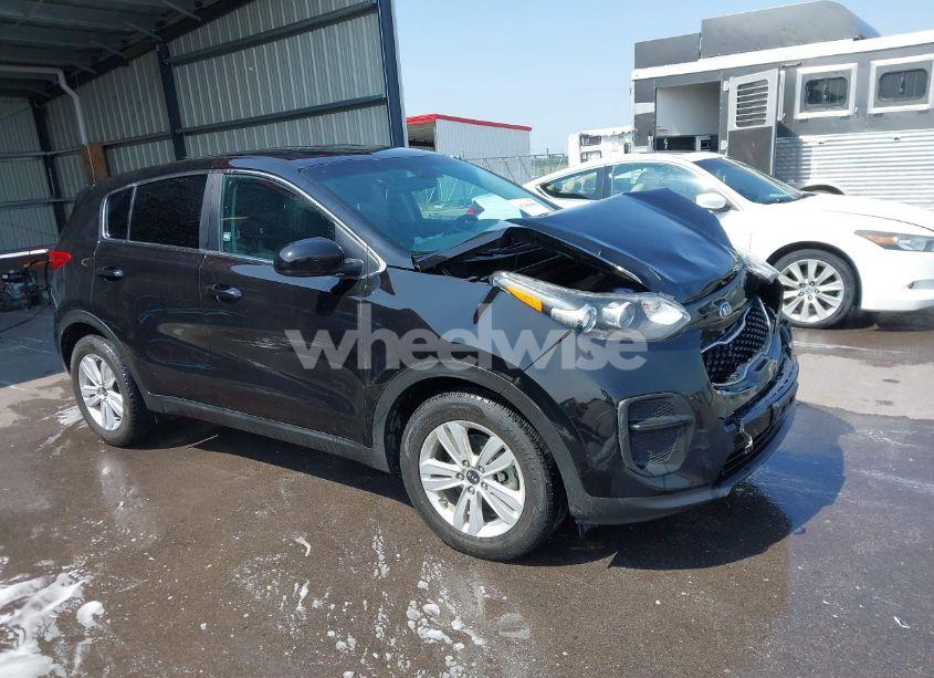 2018 Kia Sportage LX (VIN KNDPM3AC6J7395257) main photo