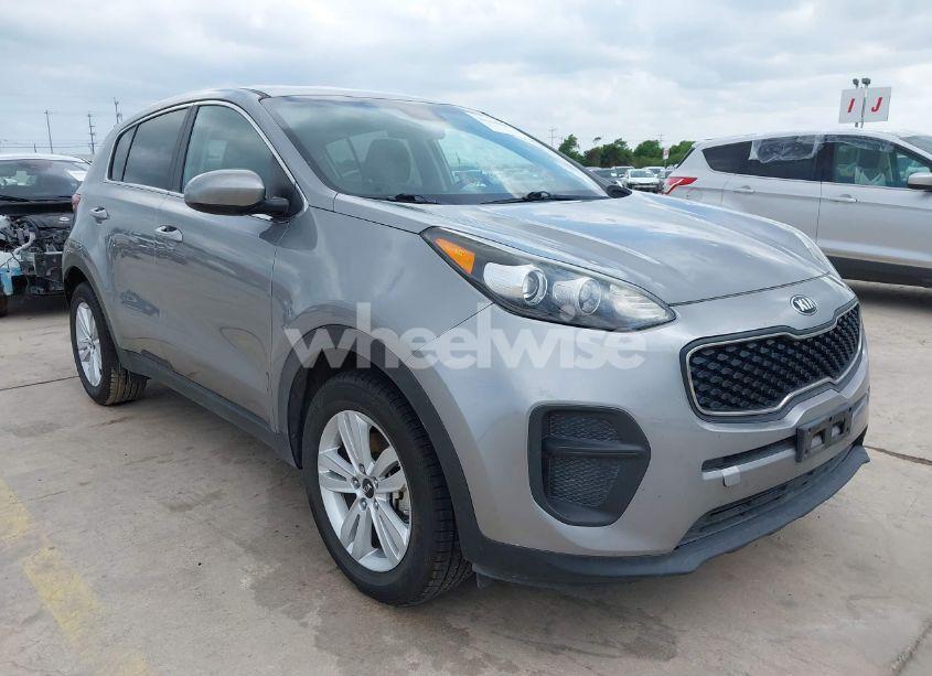 2019 Kia Sportage LX (VIN KNDPM3AC6K7628264) main photo