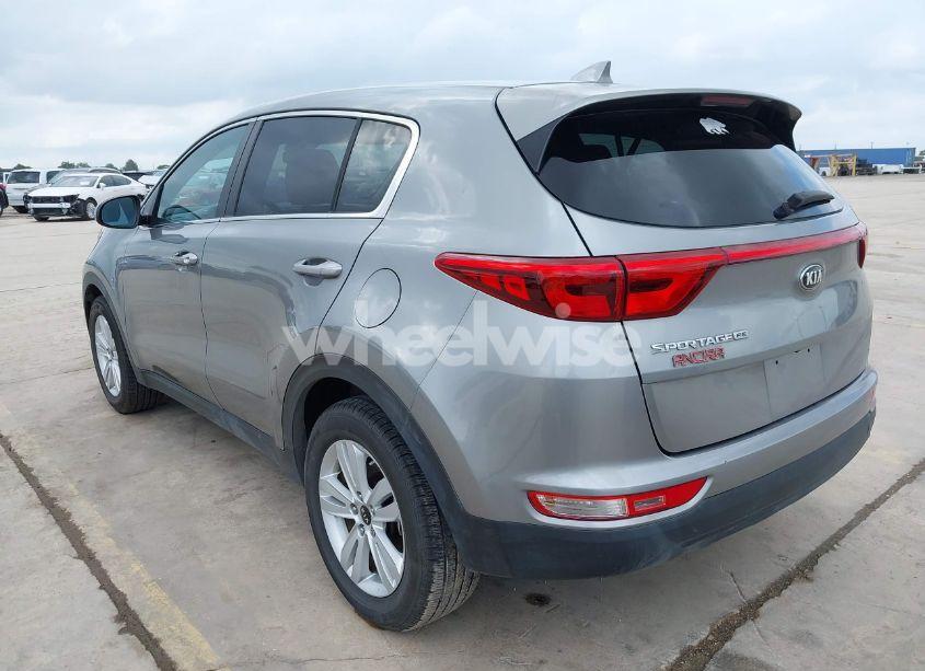 Photo 3 of 2019 Kia Sportage LX (VIN KNDPM3AC6K7628264)