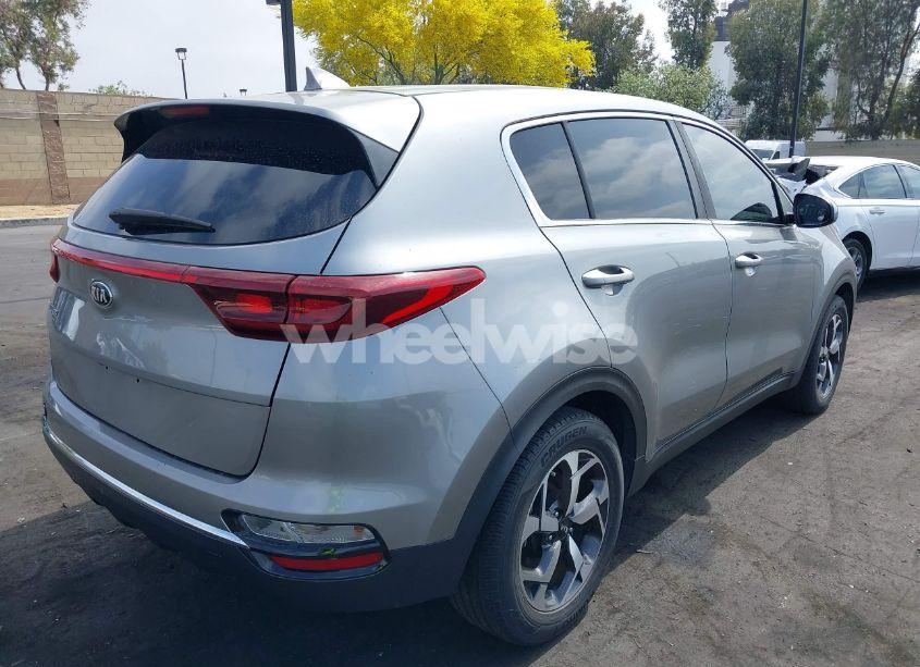 Photo 4 of 2020 Kia Sportage LX (VIN KNDPM3AC6L7732450)