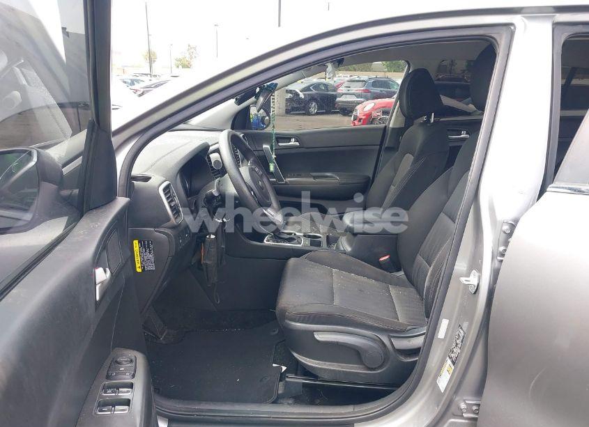 Photo 5 of 2020 Kia Sportage LX (VIN KNDPM3AC6L7732450)