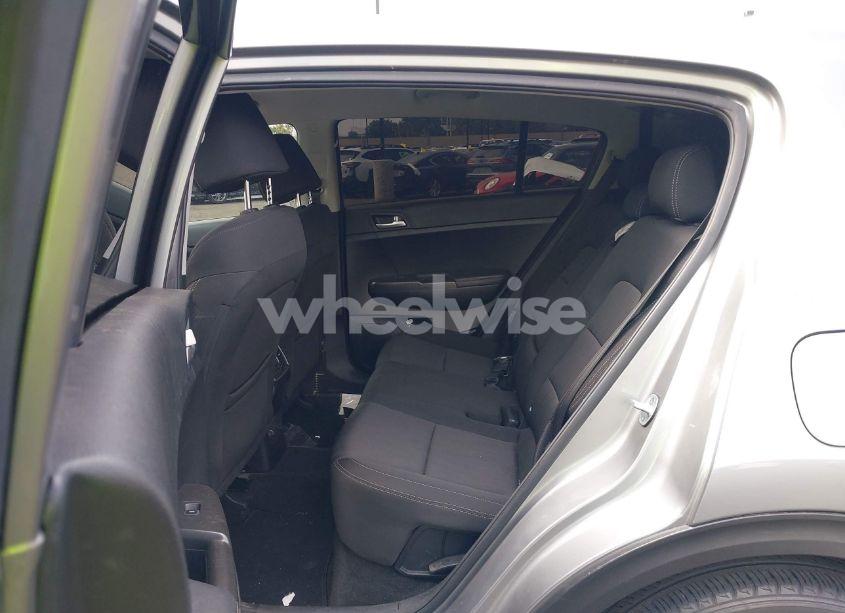 Photo 8 of 2020 Kia Sportage LX (VIN KNDPM3AC6L7732450)