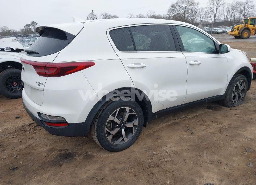 Photo 4 of 2020 Kia Sportage LX (VIN KNDPM3AC6L7743318)
