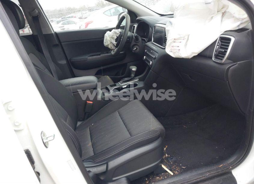 Photo 5 of 2020 Kia Sportage LX (VIN KNDPM3AC6L7743318)