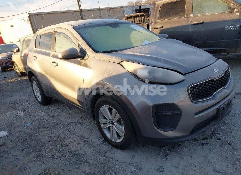 2017 Kia Sportage LX (VIN KNDPM3AC7H7102881) main photo