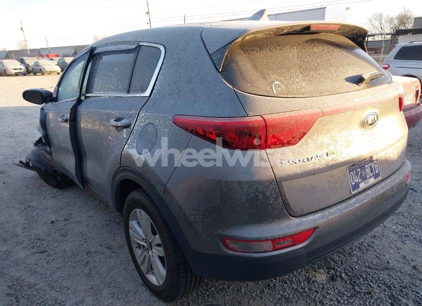 Photo 3 of 2017 Kia Sportage LX (VIN KNDPM3AC7H7102881)