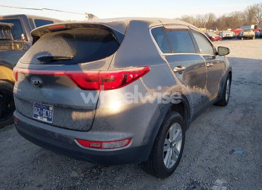 Photo 4 of 2017 Kia Sportage LX (VIN KNDPM3AC7H7102881)