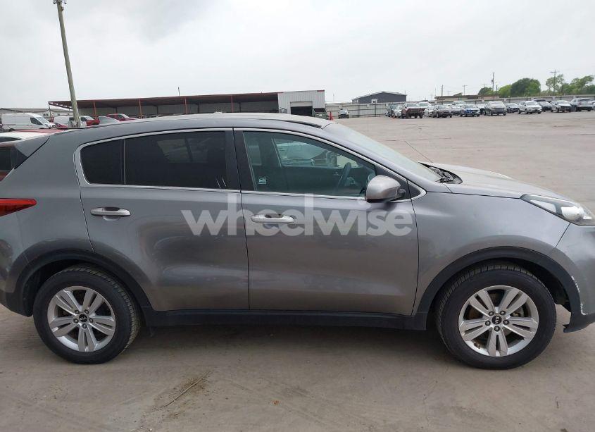Photo 13 of 2017 Kia Sportage LX (VIN KNDPM3AC7H7123701)