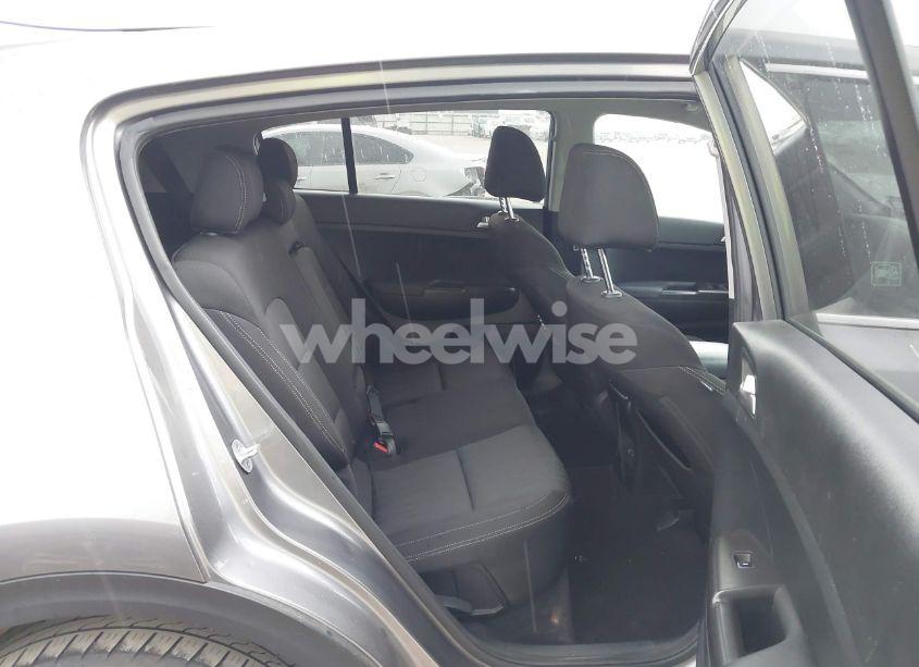 Photo 8 of 2017 Kia Sportage LX (VIN KNDPM3AC7H7123701)