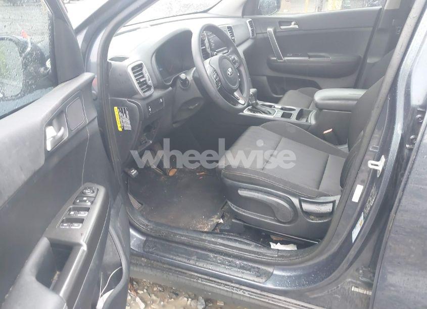 Photo 5 of 2017 Kia Sportage LX (VIN KNDPM3AC7H7140689)