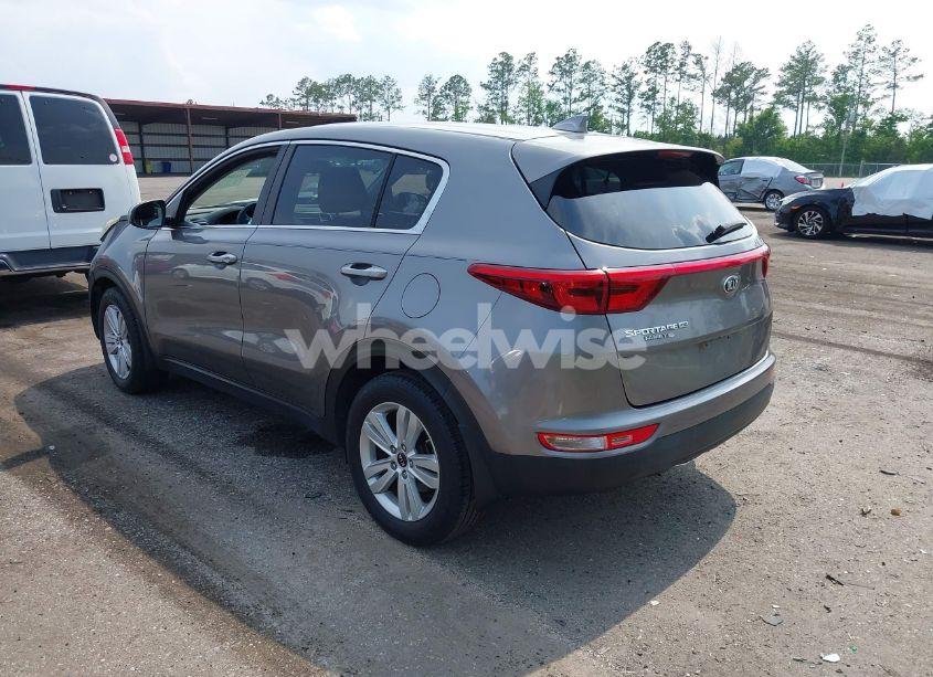 Photo 3 of 2019 Kia Sportage LX (VIN KNDPM3AC7K7560377)