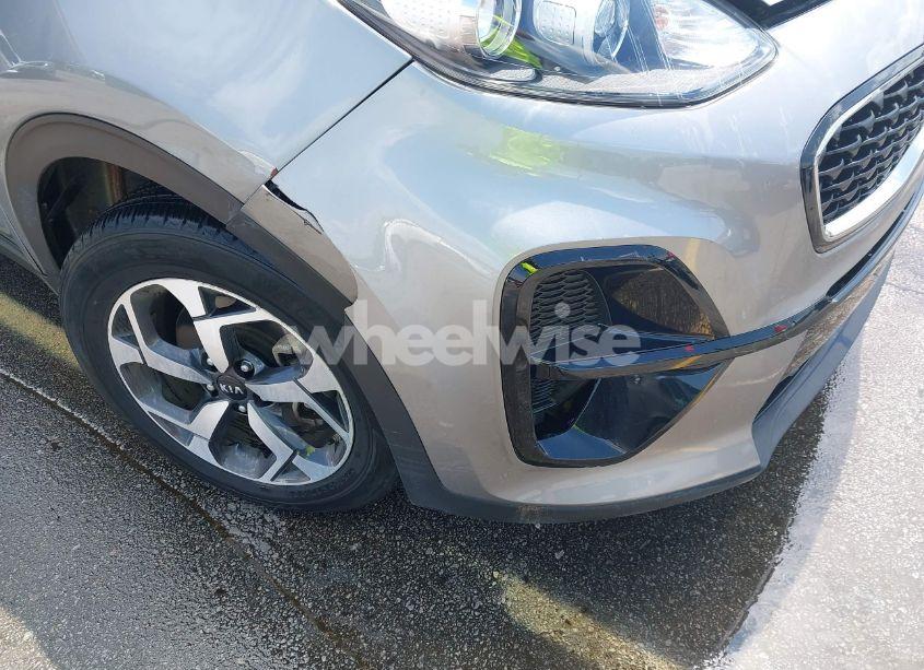 Photo 6 of 2020 Kia Sportage LX (VIN KNDPM3AC7L7827406)