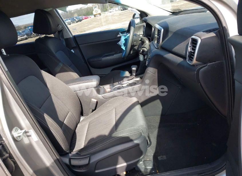 Photo 5 of 2021 Kia Sportage LX (VIN KNDPM3AC7M7889129)