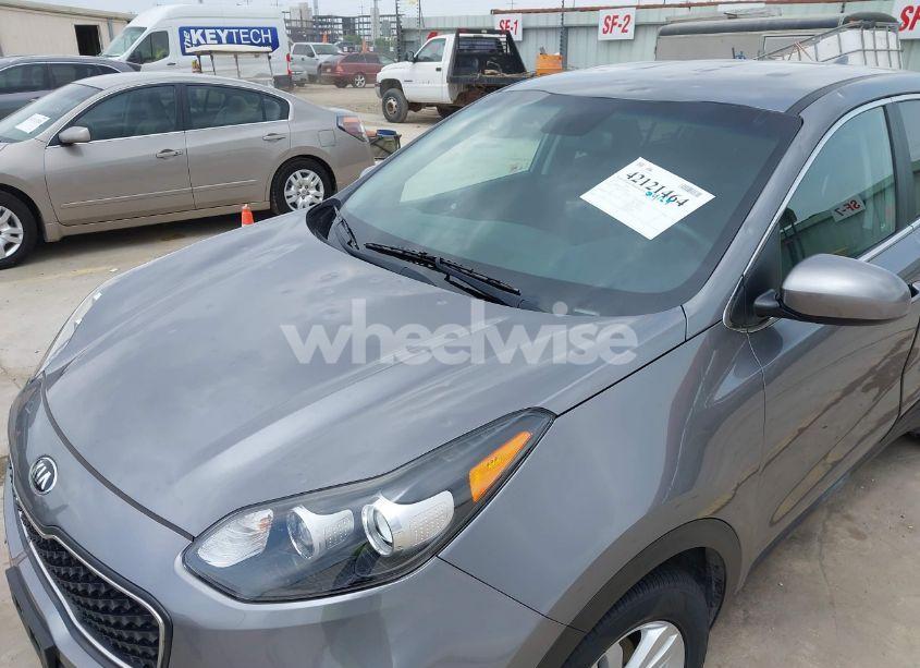 Photo 6 of 2017 Kia Sportage LX (VIN KNDPM3AC9H7134196)