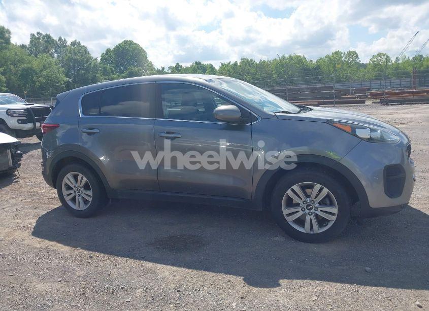 Photo 13 of 2017 Kia Sportage LX (VIN KNDPM3AC9H7266987)