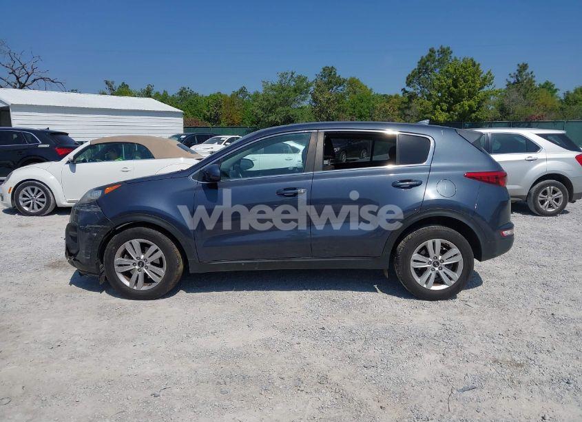 Photo 14 of 2018 Kia Sportage LX (VIN KNDPM3AC9J7472378)