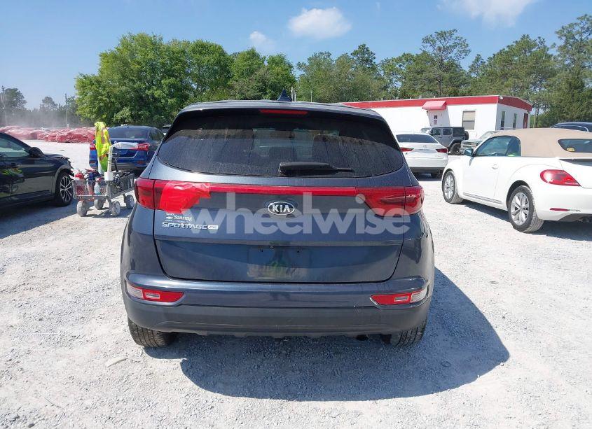 Photo 16 of 2018 Kia Sportage LX (VIN KNDPM3AC9J7472378)