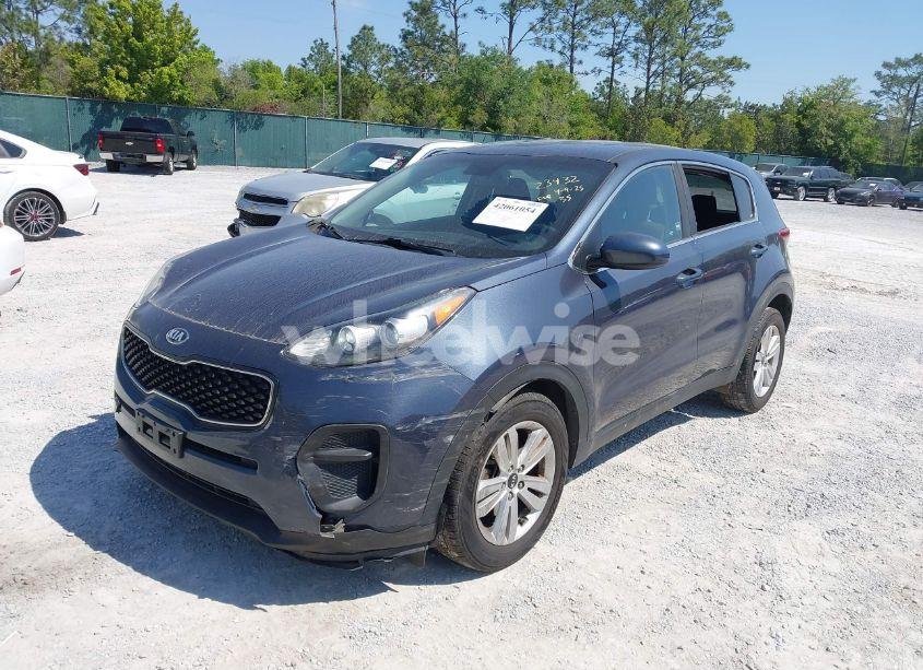 Photo 2 of 2018 Kia Sportage LX (VIN KNDPM3AC9J7472378)