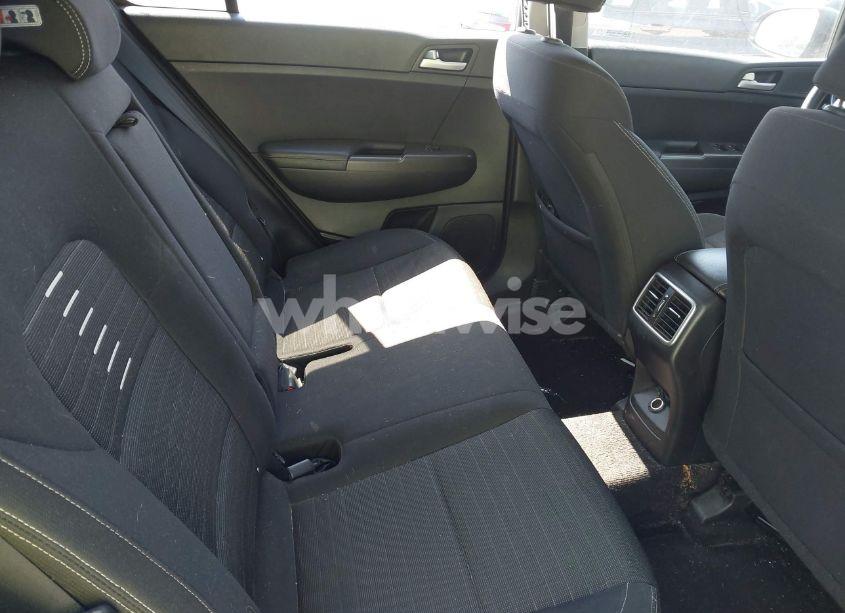 Photo 8 of 2018 Kia Sportage LX (VIN KNDPM3AC9J7472378)