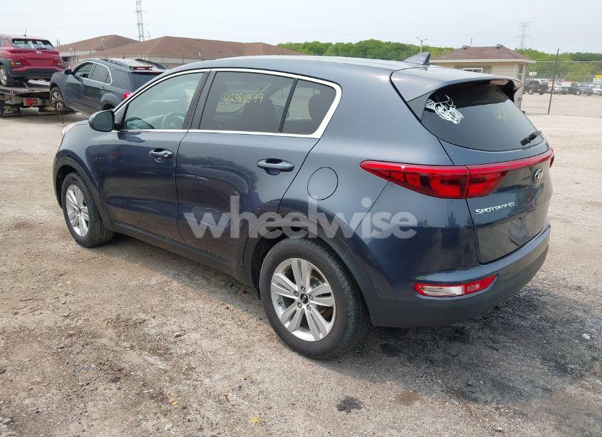 Photo 3 of 2019 Kia Sportage LX (VIN KNDPM3AC9K7625357)