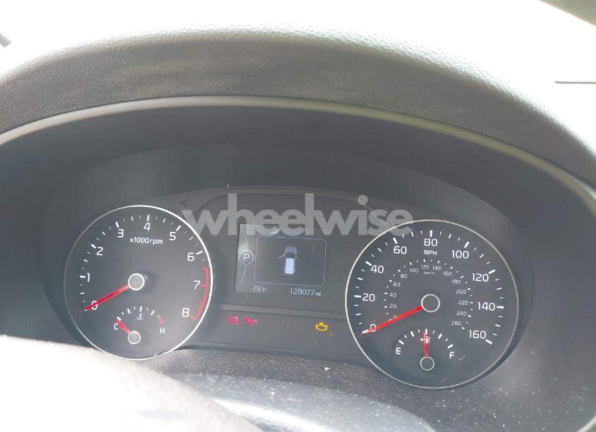 Photo 7 of 2019 Kia Sportage LX (VIN KNDPM3AC9K7625357)