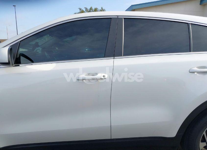 Photo 15 of 2022 Kia Sportage LX (VIN KNDPM3AC9N7027953)