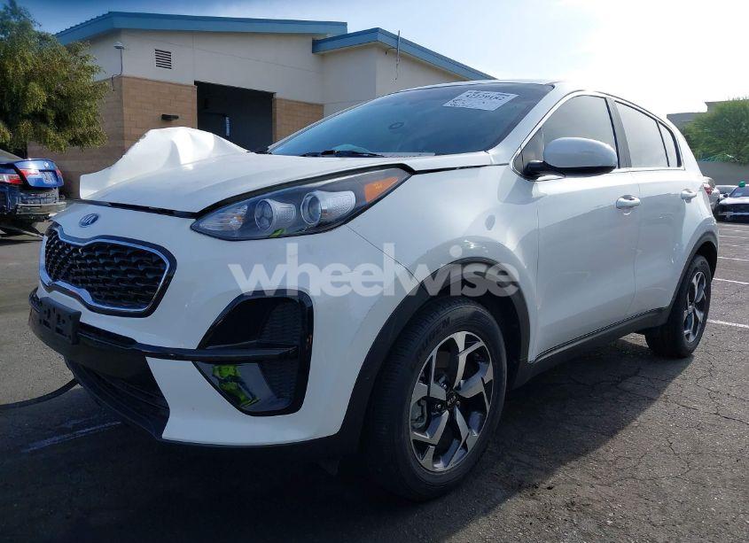 Photo 2 of 2022 Kia Sportage LX (VIN KNDPM3AC9N7027953)