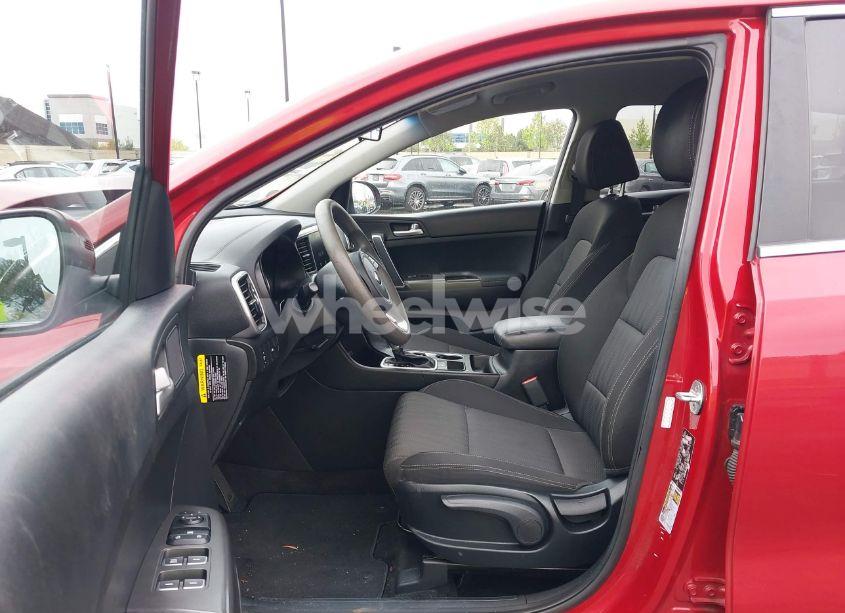 Photo 5 of 2022 Kia Sportage LX (VIN KNDPM3AC9N7952684)