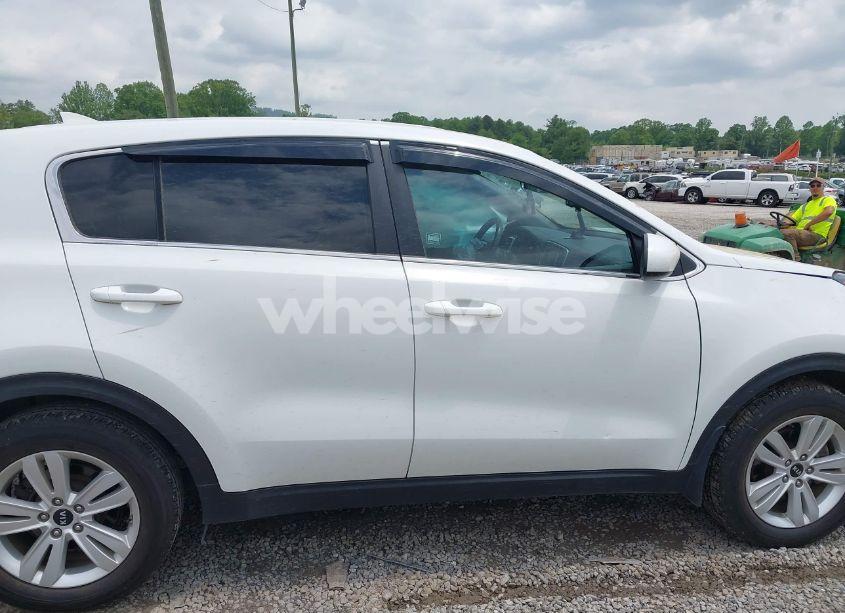 Photo 13 of 2019 Kia Sportage LX (VIN KNDPM3ACXK7626226)