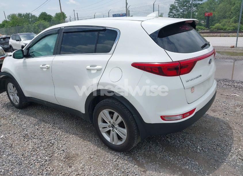 Photo 3 of 2019 Kia Sportage LX (VIN KNDPM3ACXK7626226)