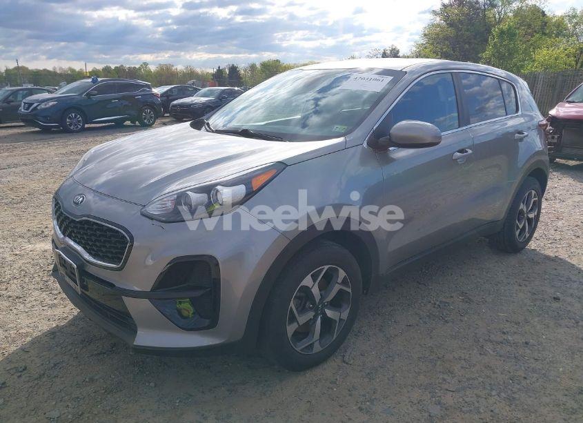 Photo 2 of 2020 Kia Sportage LX (VIN KNDPM3ACXL7823382)