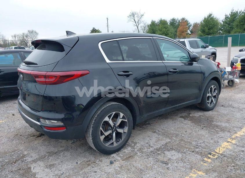 Photo 4 of 2022 Kia Sportage LX (VIN KNDPM3ACXN7001572)