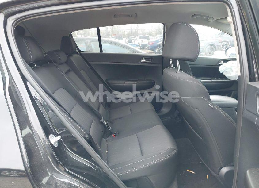 Photo 8 of 2022 Kia Sportage LX (VIN KNDPM3ACXN7001572)