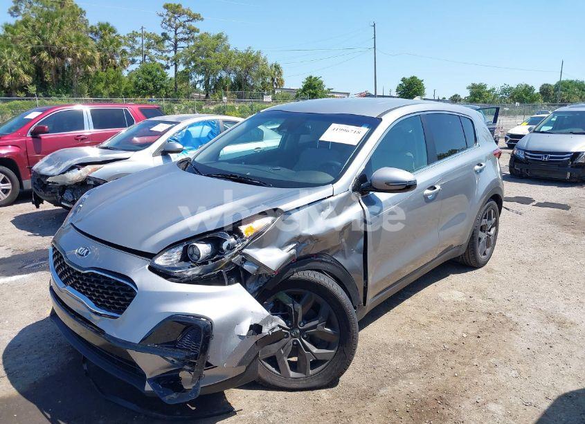 Photo 2 of 2022 Kia Sportage LX (VIN KNDPM3ACXN7989808)