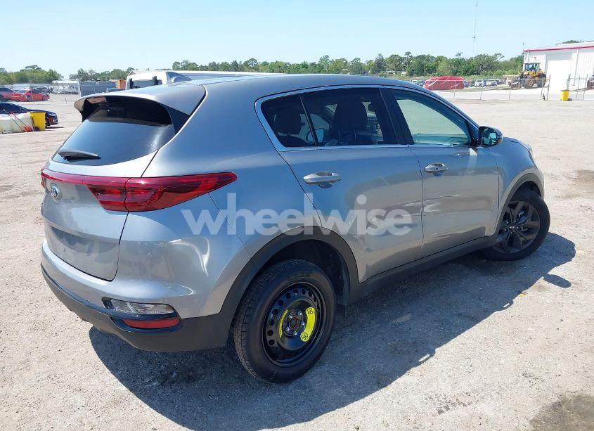 Photo 4 of 2022 Kia Sportage LX (VIN KNDPM3ACXN7989808)