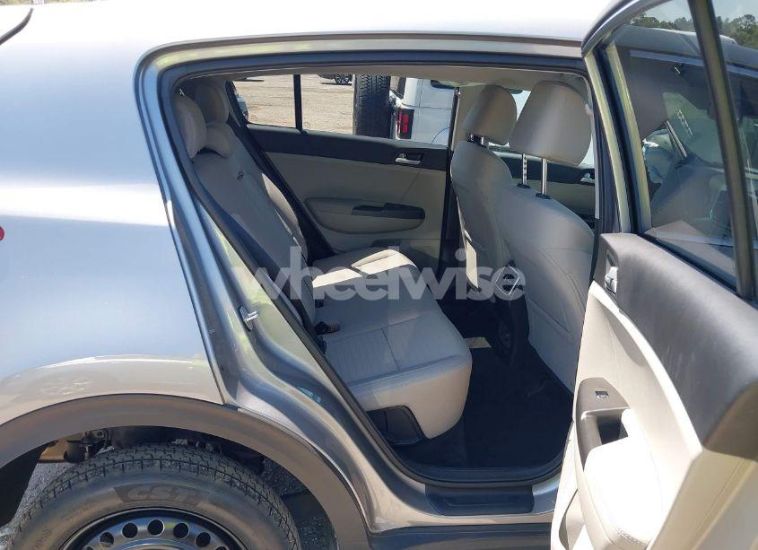 Photo 8 of 2022 Kia Sportage LX (VIN KNDPM3ACXN7989808)