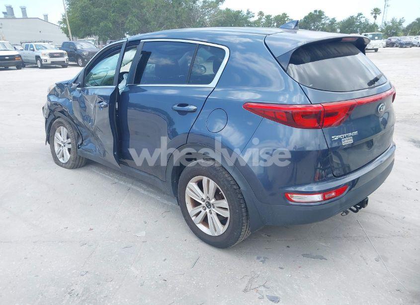 Photo 3 of 2017 Kia Sportage LX (VIN KNDPMCAC0H7239466)