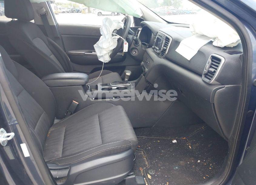 Photo 5 of 2017 Kia Sportage LX (VIN KNDPMCAC0H7239466)