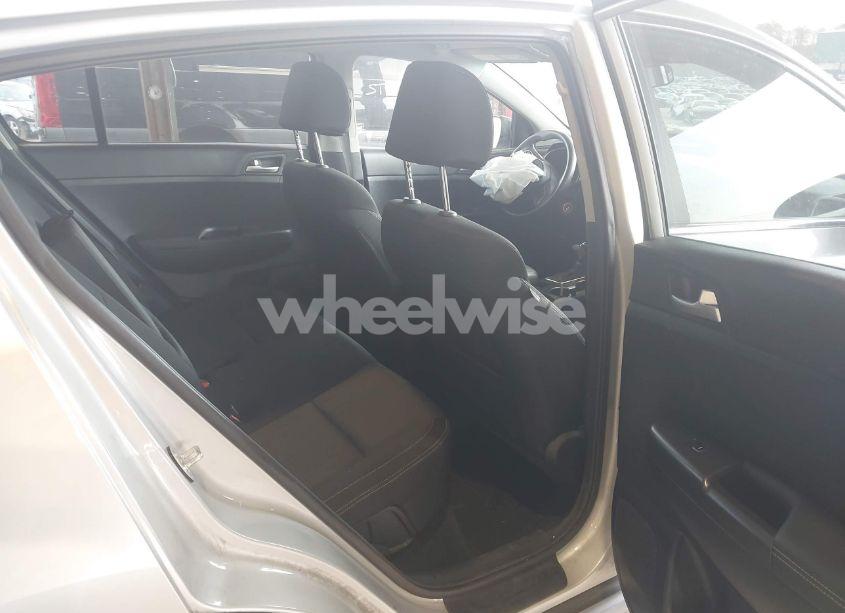 Photo 8 of 2019 Kia Sportage LX (VIN KNDPMCAC0K7618779)