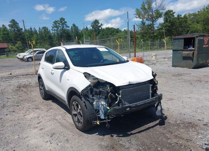 2022 Kia Sportage LX (VIN KNDPMCAC0N7970202) main photo