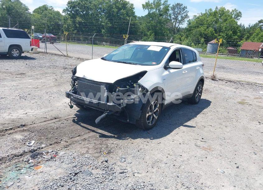 Photo 2 of 2022 Kia Sportage LX (VIN KNDPMCAC0N7970202)