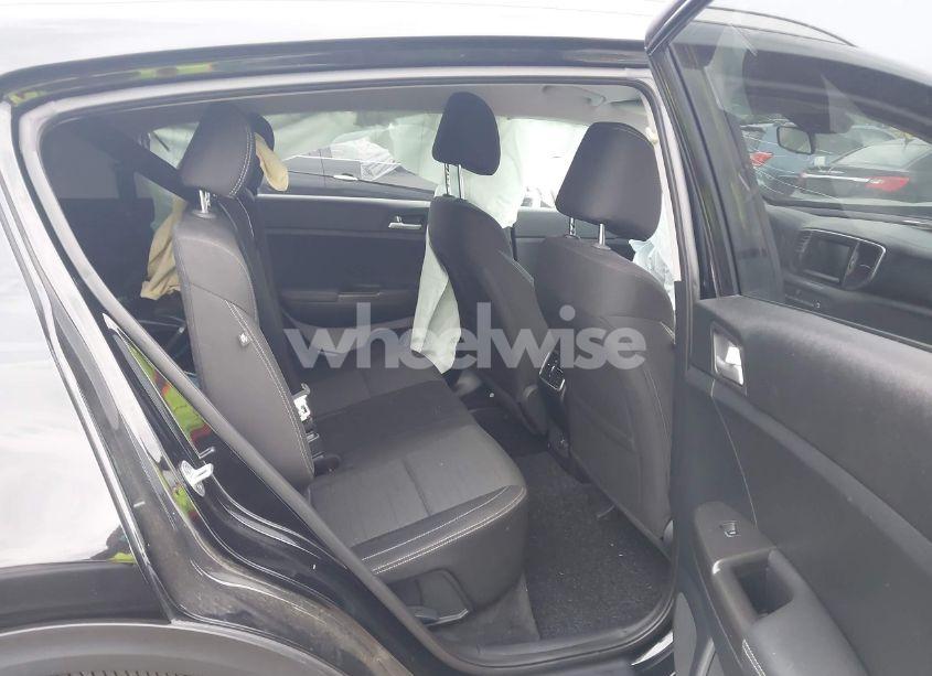 Photo 8 of 2017 Kia Sportage LX (VIN KNDPMCAC1H7220862)