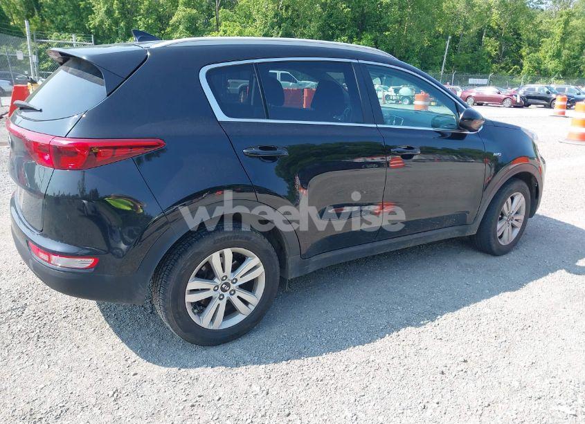 Photo 4 of 2017 Kia Sportage LX (VIN KNDPMCAC1H7285906)
