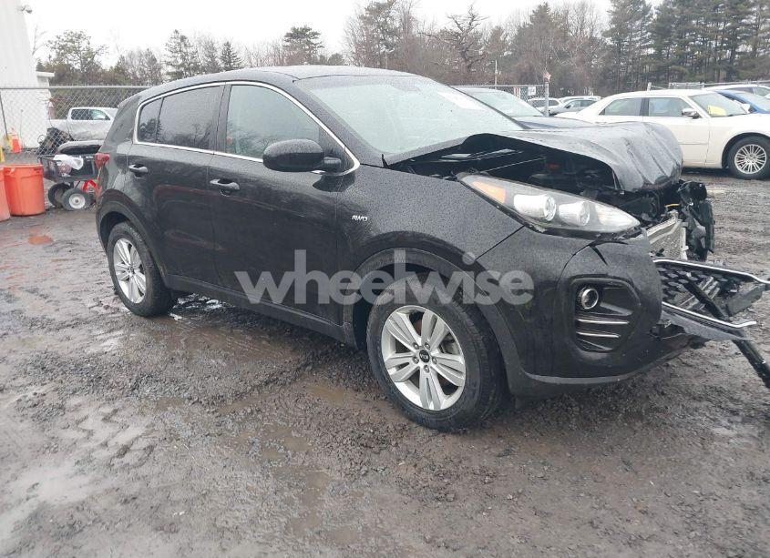 2018 Kia Sportage LX (VIN KNDPMCAC1J7408268) main photo
