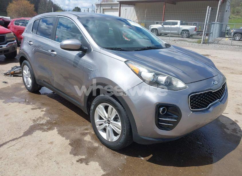 2019 Kia Sportage LX (VIN KNDPMCAC1K7549844) main photo