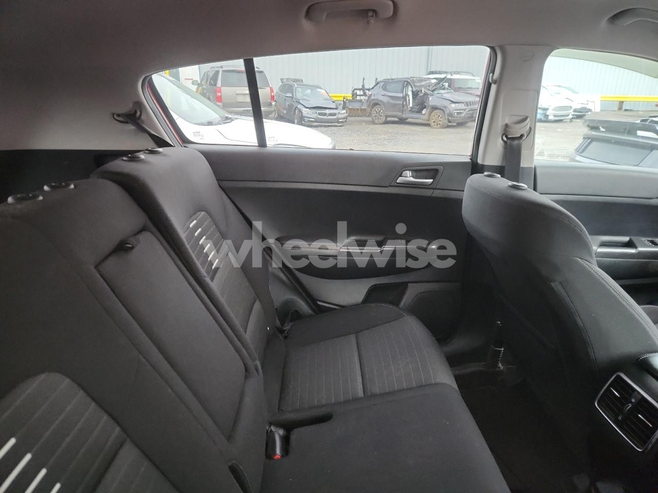 Photo 10 of 2017 KIA SPORTAGE LX (VIN KNDPMCAC2H7152927)