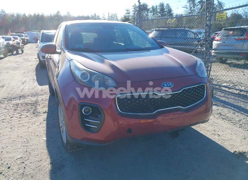 Photo 12 of 2018 Kia Sportage LX (VIN KNDPMCAC2J7447693)