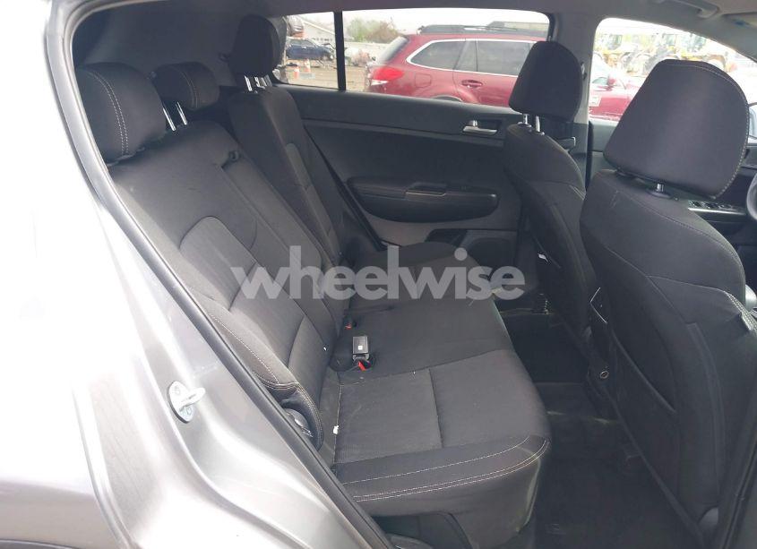 Photo 8 of 2020 Kia Sportage LX (VIN KNDPMCAC2L7778521)